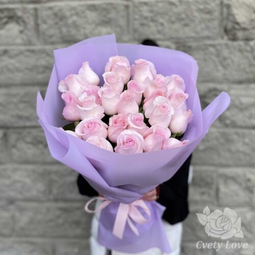 Букет из 25 розовых голландских роз